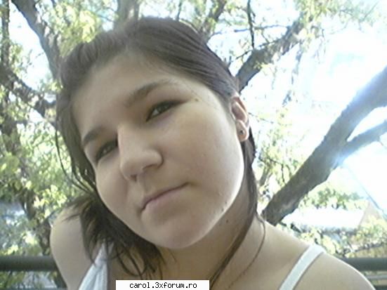 astea is poze noi...de azi..:))) io`s karyna` cine nu o stiut..=))