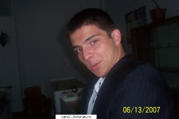 aici nush cum , da am iesit stramb .. cica yo ....... m9